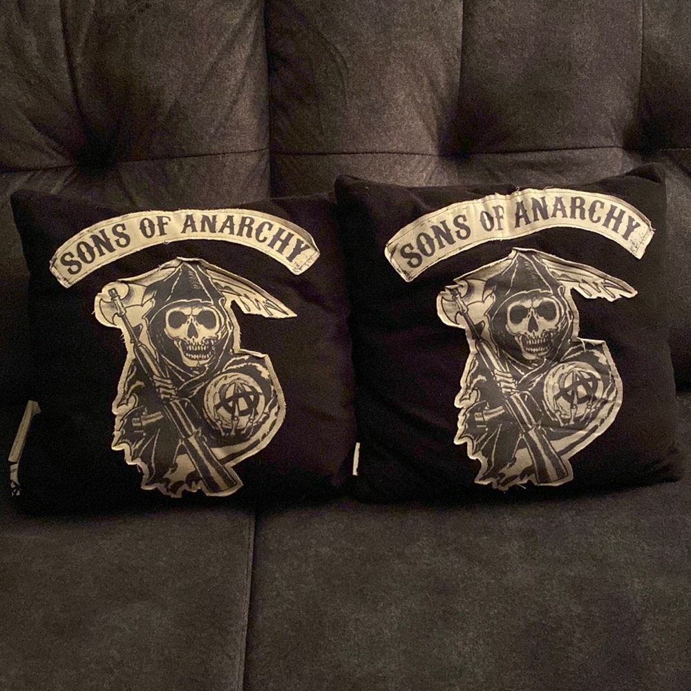 Sons of anarchy throw pillows set